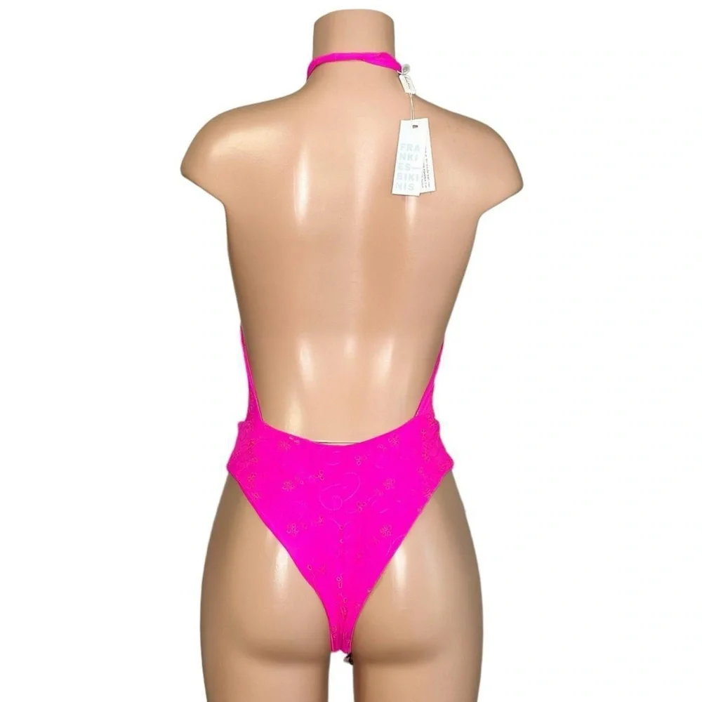 FRANKIES BIKINIS Roma Eyelet One Piece Swim, Magenta, XS